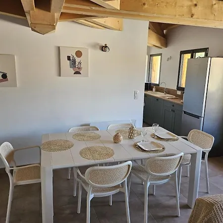 Lestang Vue Degagee Et Deco Chaleureuse 公寓 菲雅克