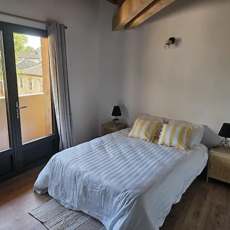 公寓 Lestang Vue Degagee Et Deco Chaleureuse 菲雅克